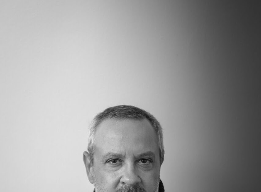 Dale T. Phillips' Rounded Corner Interview with Author Vin Zandri