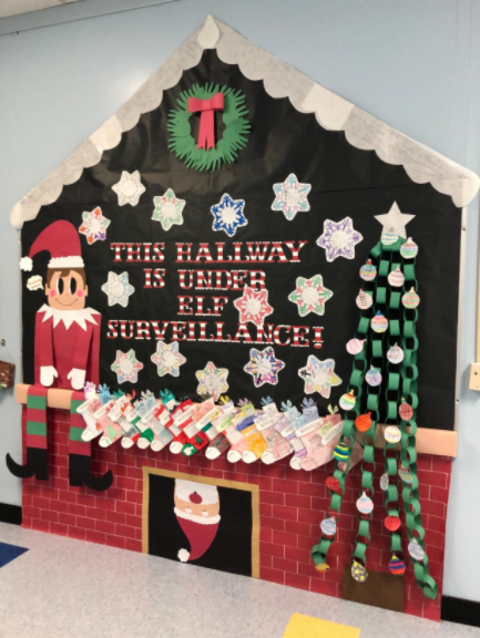 Nyla's Crafty Teaching: Christmas Themed Classroom Bulletin Boards