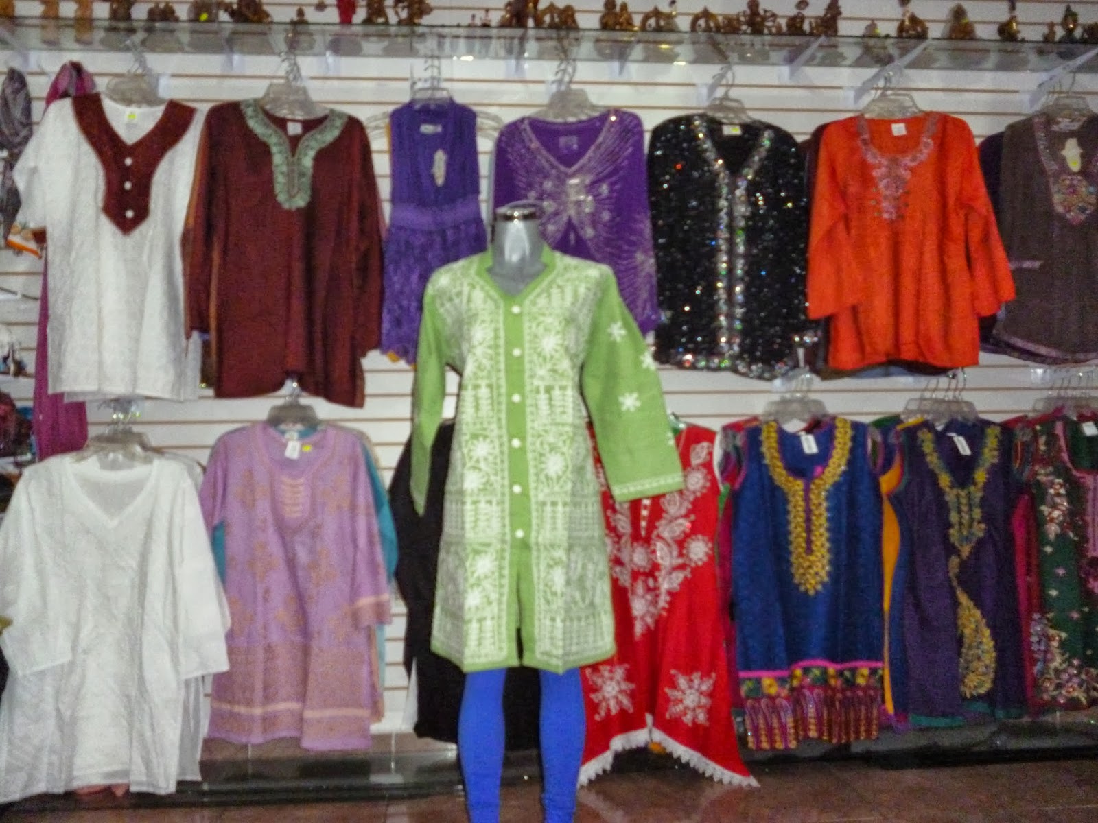 FASHION OF INDIA: Ropa y Artesania hindu, bellydance articulos, blusas