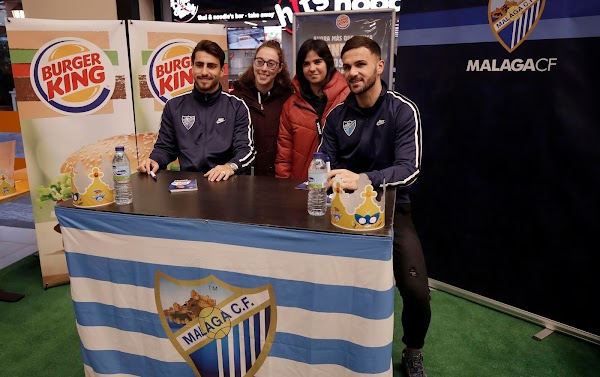 Málaga, Sadiku y Luis Muñoz estuvieron hoy en el acto de firmas