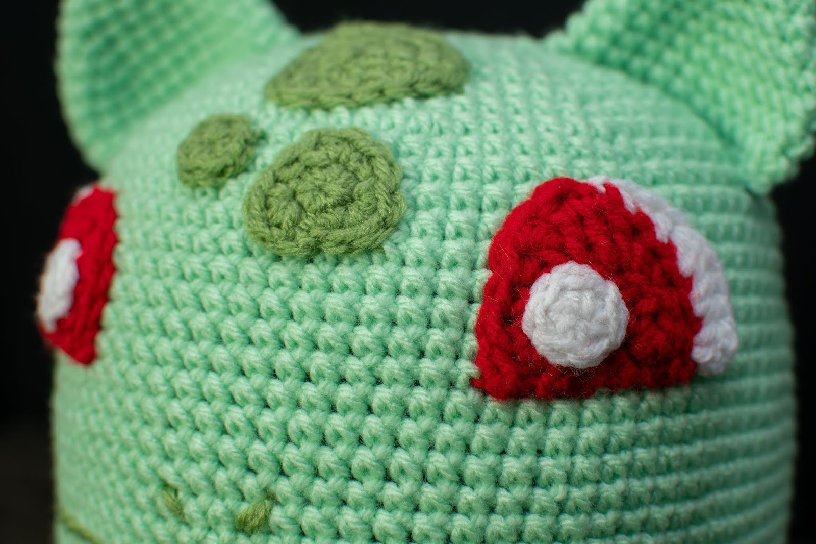 Les tutos de Fadinou: TUTO BONNET POKEBALL CROCHET