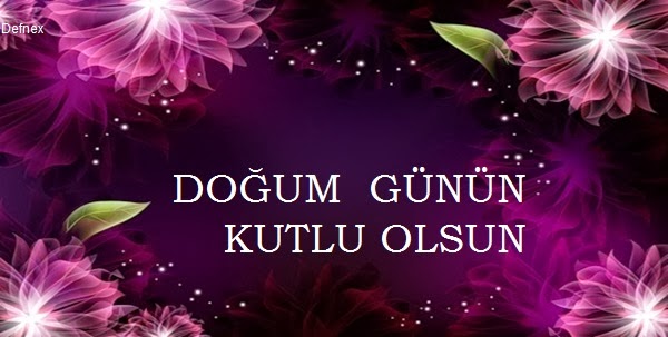 Mor tonlarda çiçekli arka planda Doğum Günün Kutlu Olsun yazısı