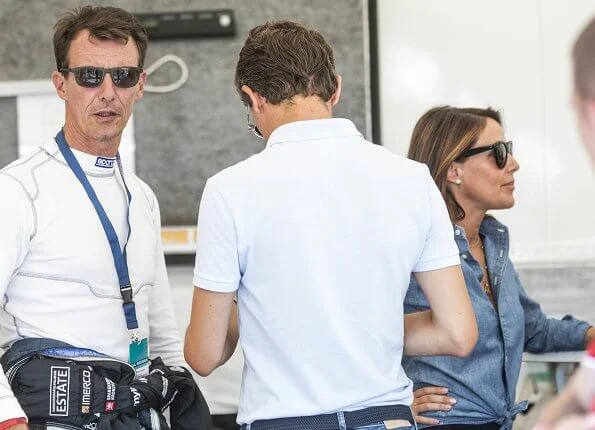 Princess Marie wore a new chambray shirt by Polo Ralph Lauren, and a new wedges by Toni Pons. Princess Athena and Prince Henrik