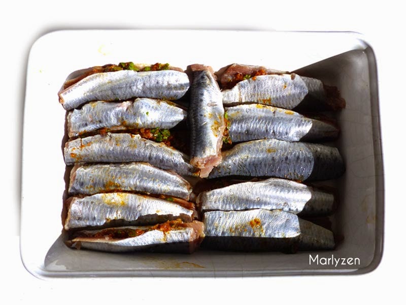 Sardines farcies à la chermoula avant cuisson