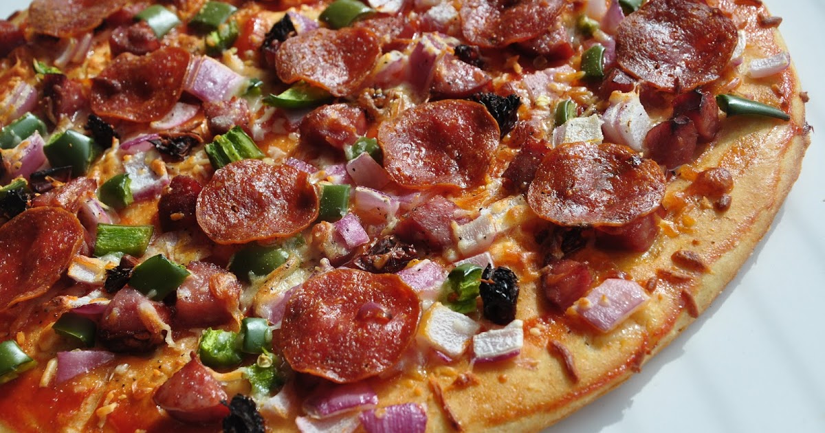 ♥ Yummy Delights ! Pepperoni and Sausage Pizza