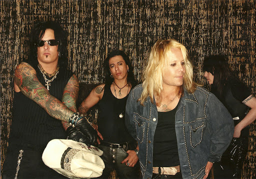 Motley Crue, New Tattoo , 2000