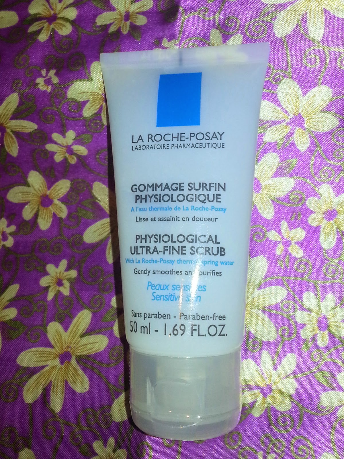 Mary's Wonderland La RochePosay Physiological UltraFine Scrub