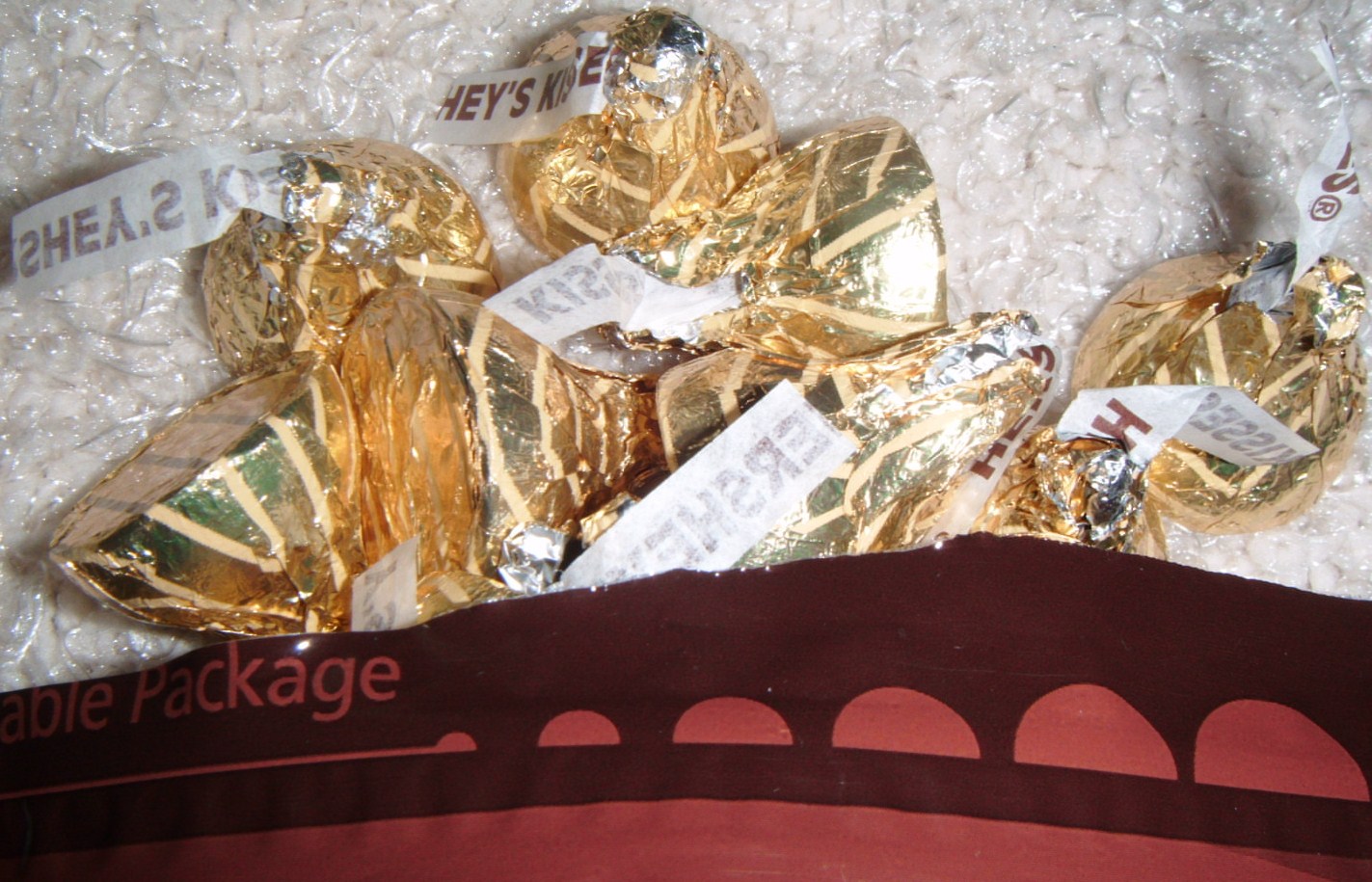 FOODSTUFF FINDS Hershey's Chocolate and Kisses [UK Editions] (Asda