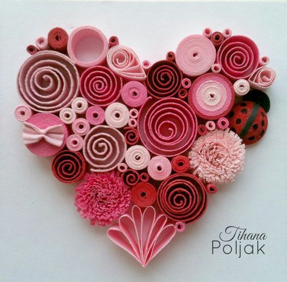Paper quilling come realizzare una composizione a forma di cuore