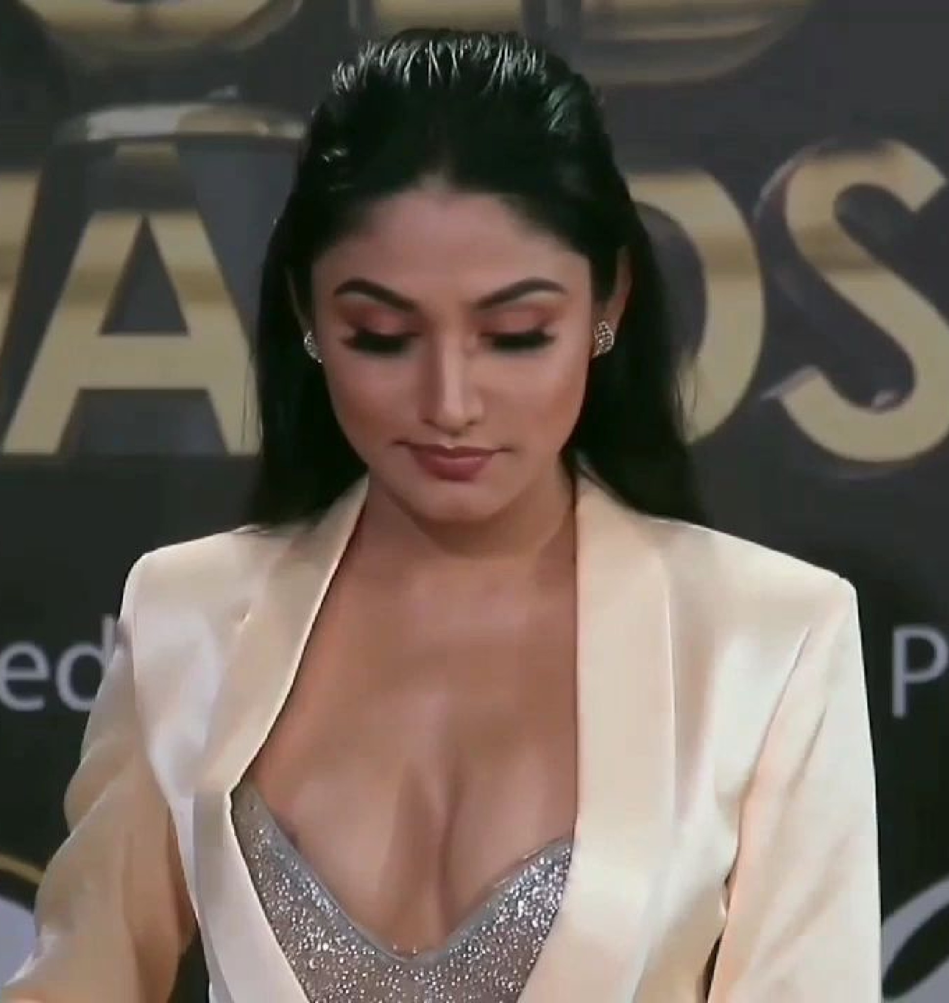 Donal Bisht - Nip Slip [GIF], Donal Bisht slip, Donal Bisht cleavage, Donal Bisht boobs, Donal Bisht tits, Donal Bisht nude,