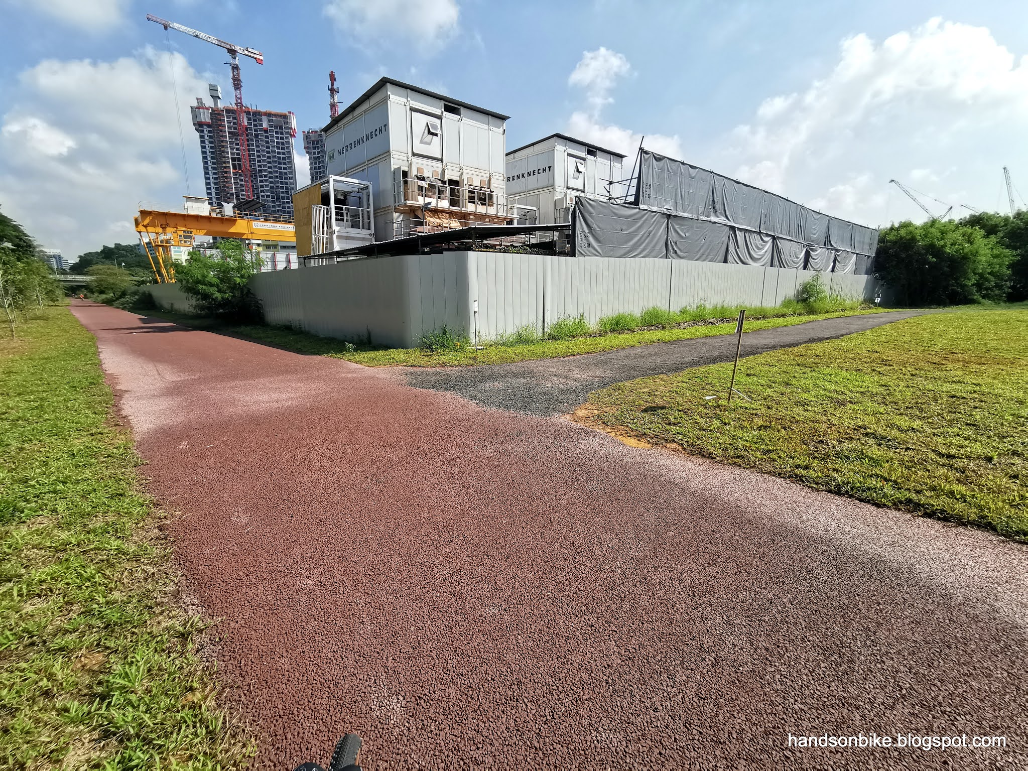 Hands On Bike Green Corridor Cycling Guide April 2021