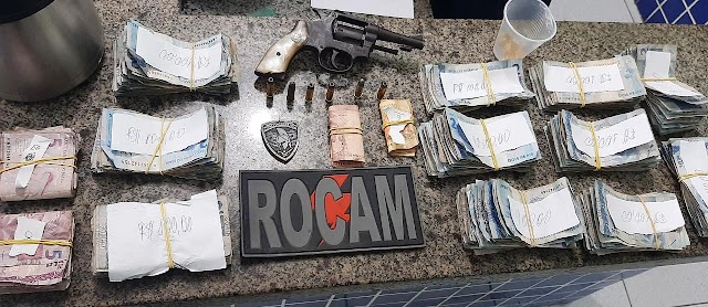 Revólver, munições e dinheiro são apreendidos pela Polícia Militar em Parnaíba