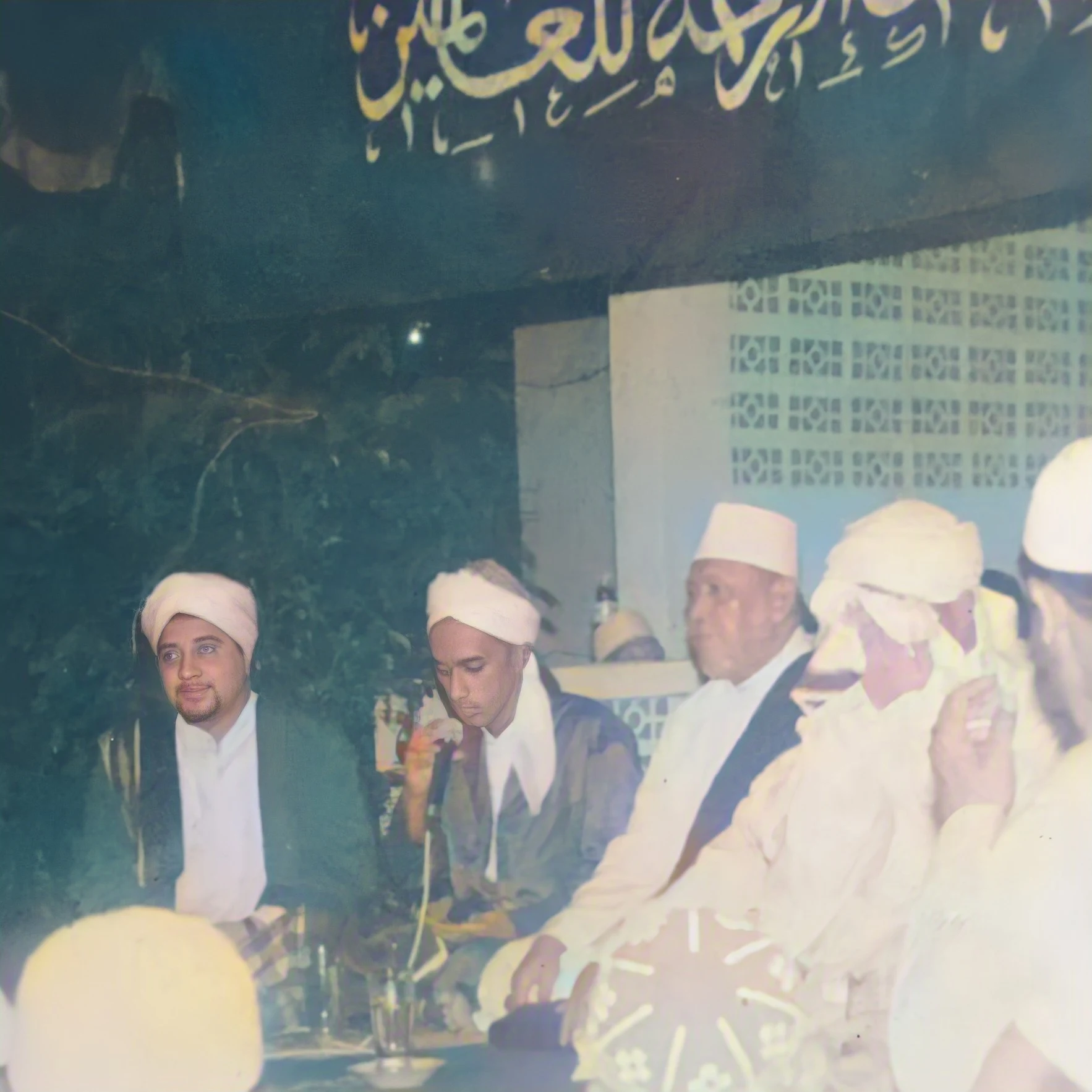 40+ Kumpulan Foto Masa Muda Habib Munzir al-Musawa (HD)
