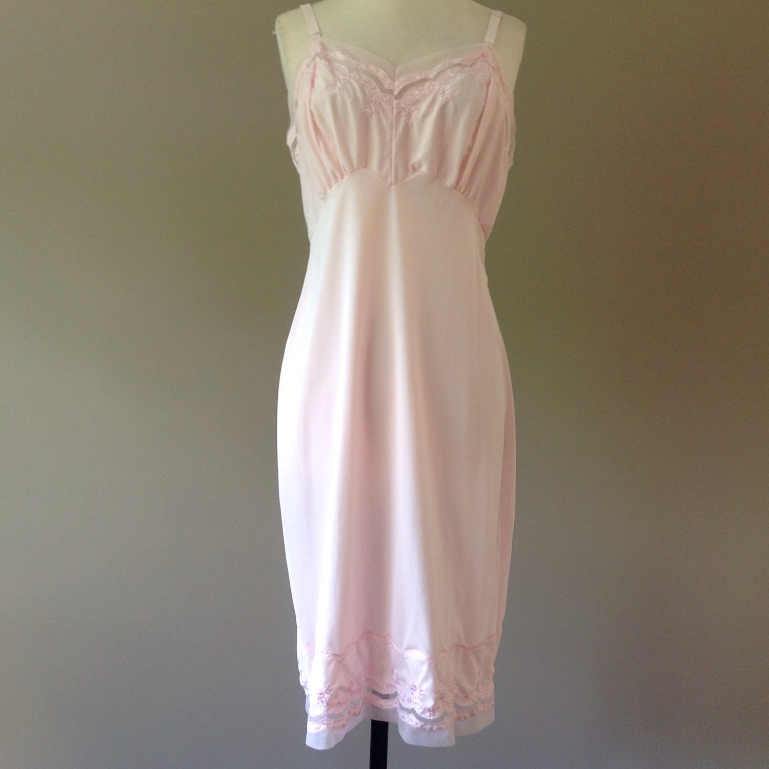 LustNLux Vintage Why Don't Women Wear Slips Anymore?