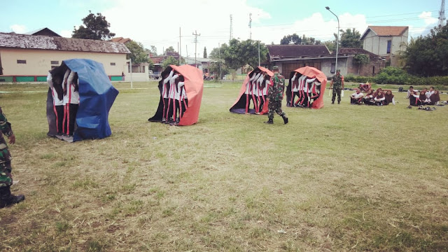 Melalui Outbond, Koramil Sumberlawang Latih Kedisiplinan Siswa-Siswi SMK Pelita Bangsa