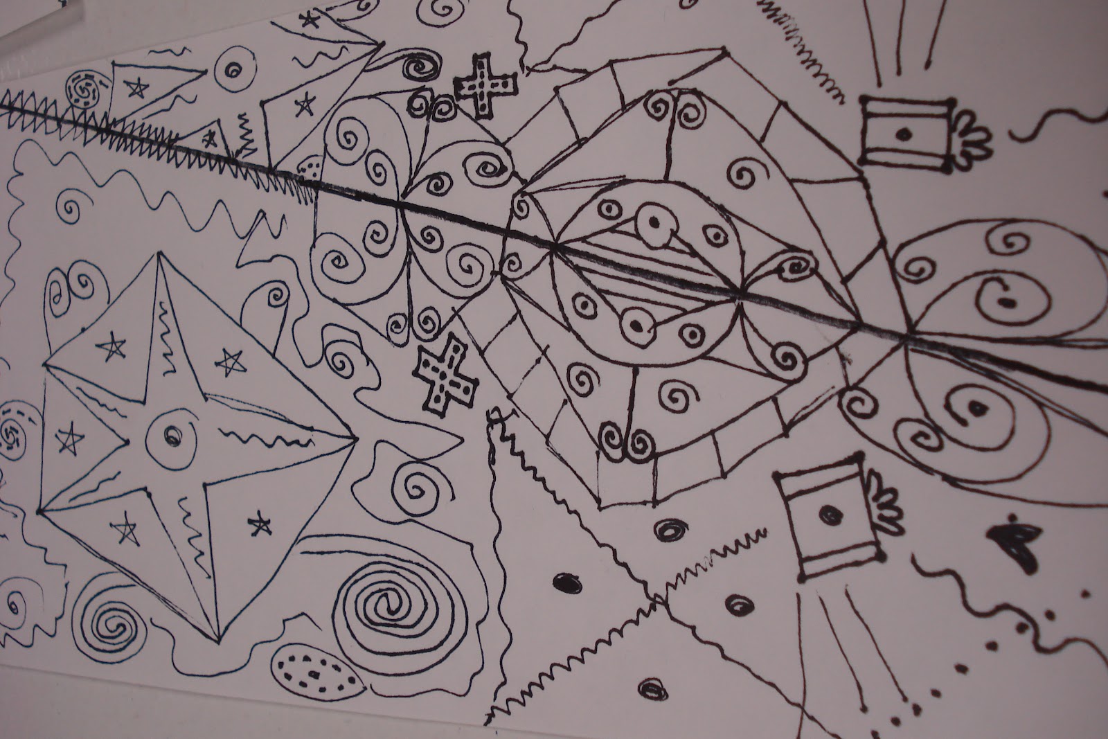 the creARTtivity spot: 3rd Grade Symmetrical Line Drawings