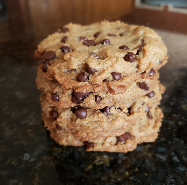 Vegan Peanut Butter Chocolate Chip Cookies