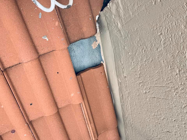 Missing tile and flashing not waterproofed