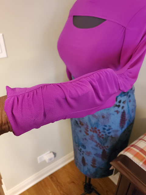 The Mahogany Stylist: Rhonda's Shirred Wrist Sleeve Hacked Into A