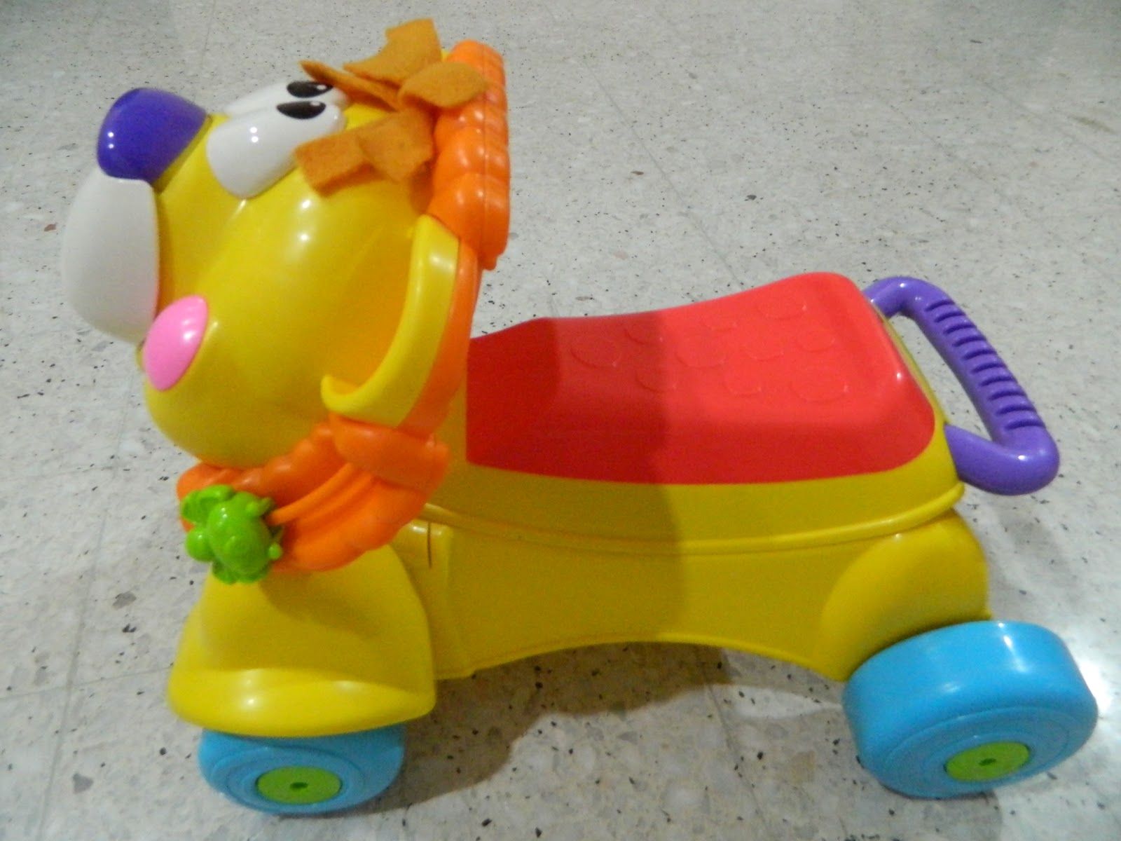 Save On Toys!: Fisher-Price Stride-to-Ride Lion