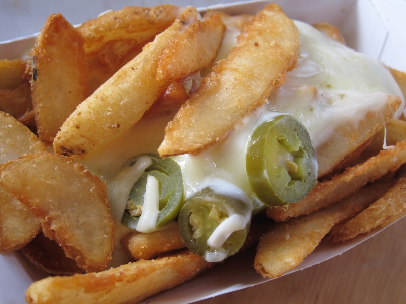 Review Jack in the Box Hot Mess Potato Wedges