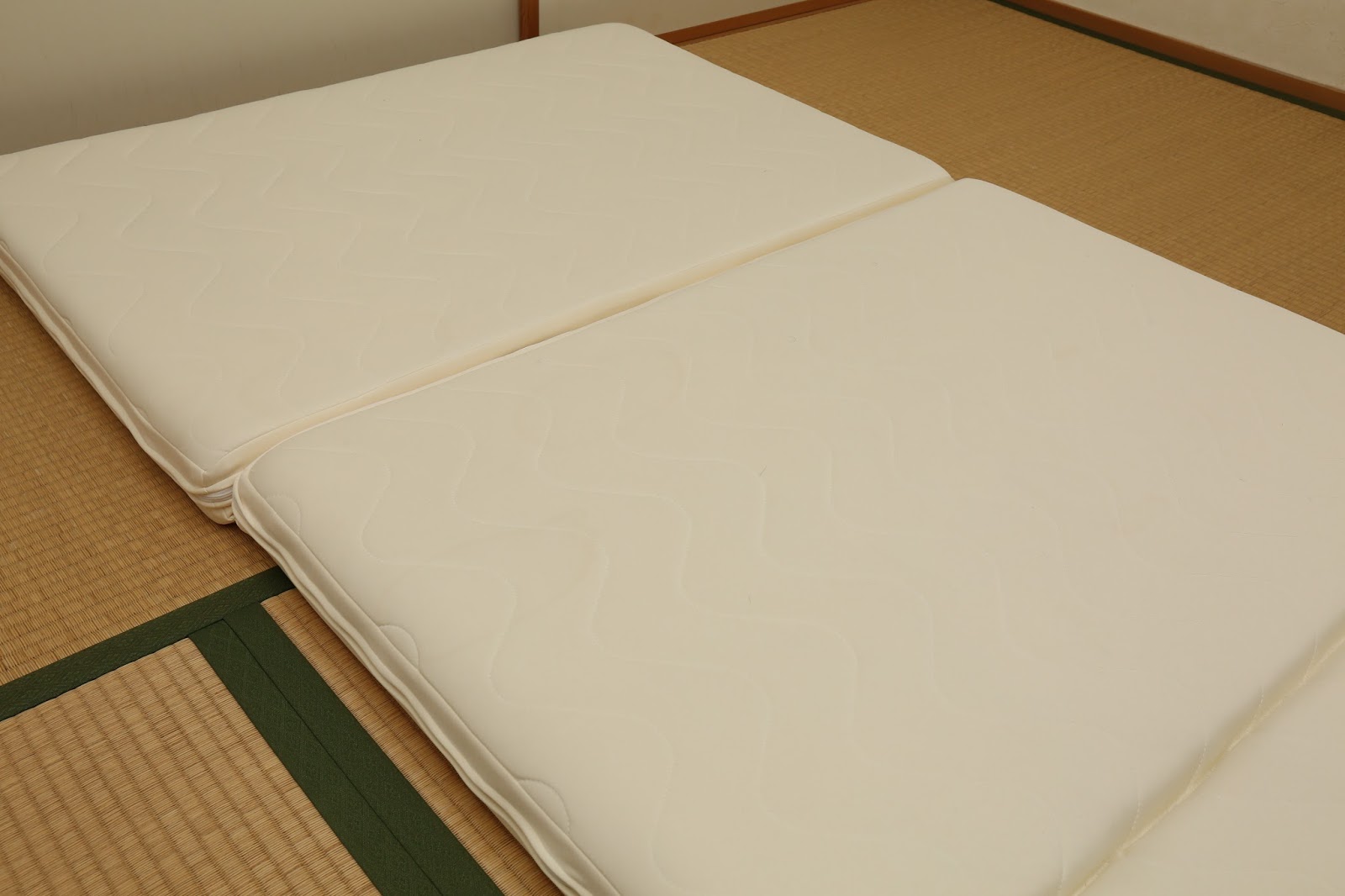 【長期継続レビュー】あのホテルのベッドより寝心地が良い！？シンカシングの敷ふとんを6ヵ月使った感想イクメンライフハッカー