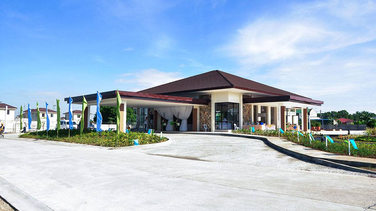 AVIDA LAND CORP Madera Grove Estates