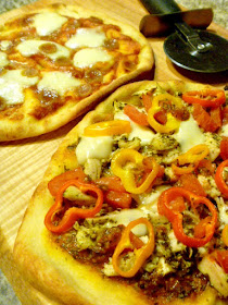 Naan Pizzas are the perfect individual pizza for a party!  The Pest Chicken Pizza version is the bomb!  Slice of Southern