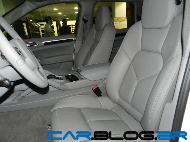Porsche Cayenne S Turbo - Interior