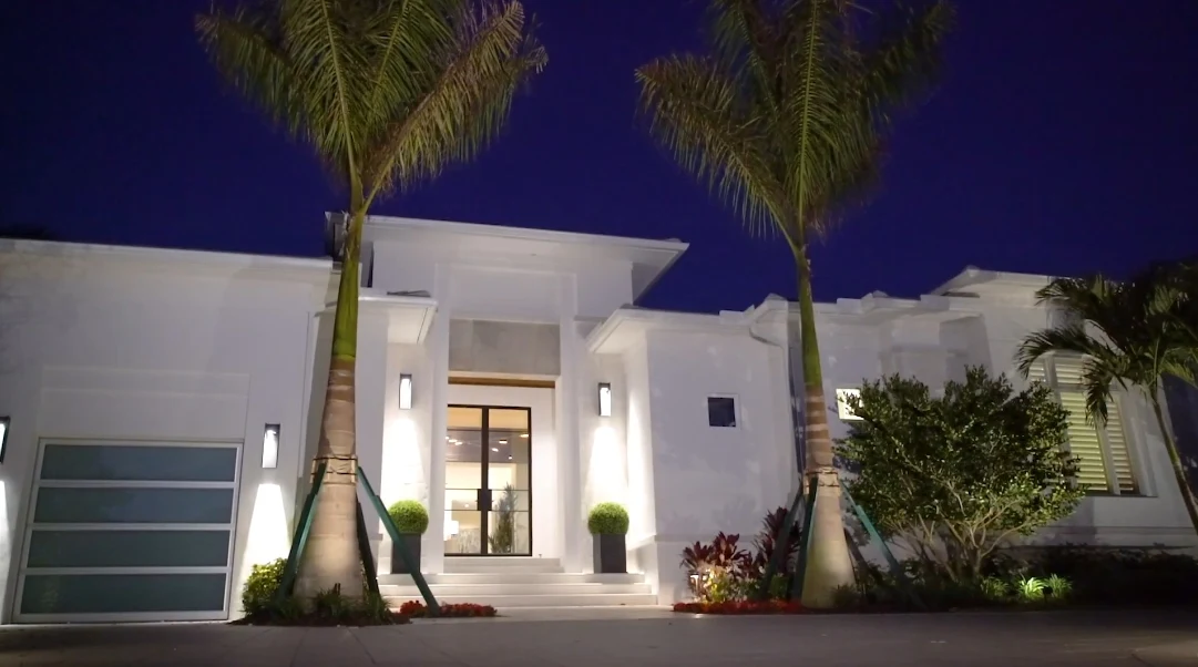 35 Interior Design Photos vs. Portmore of Park Shore Naples, FL Luxury Home Tour