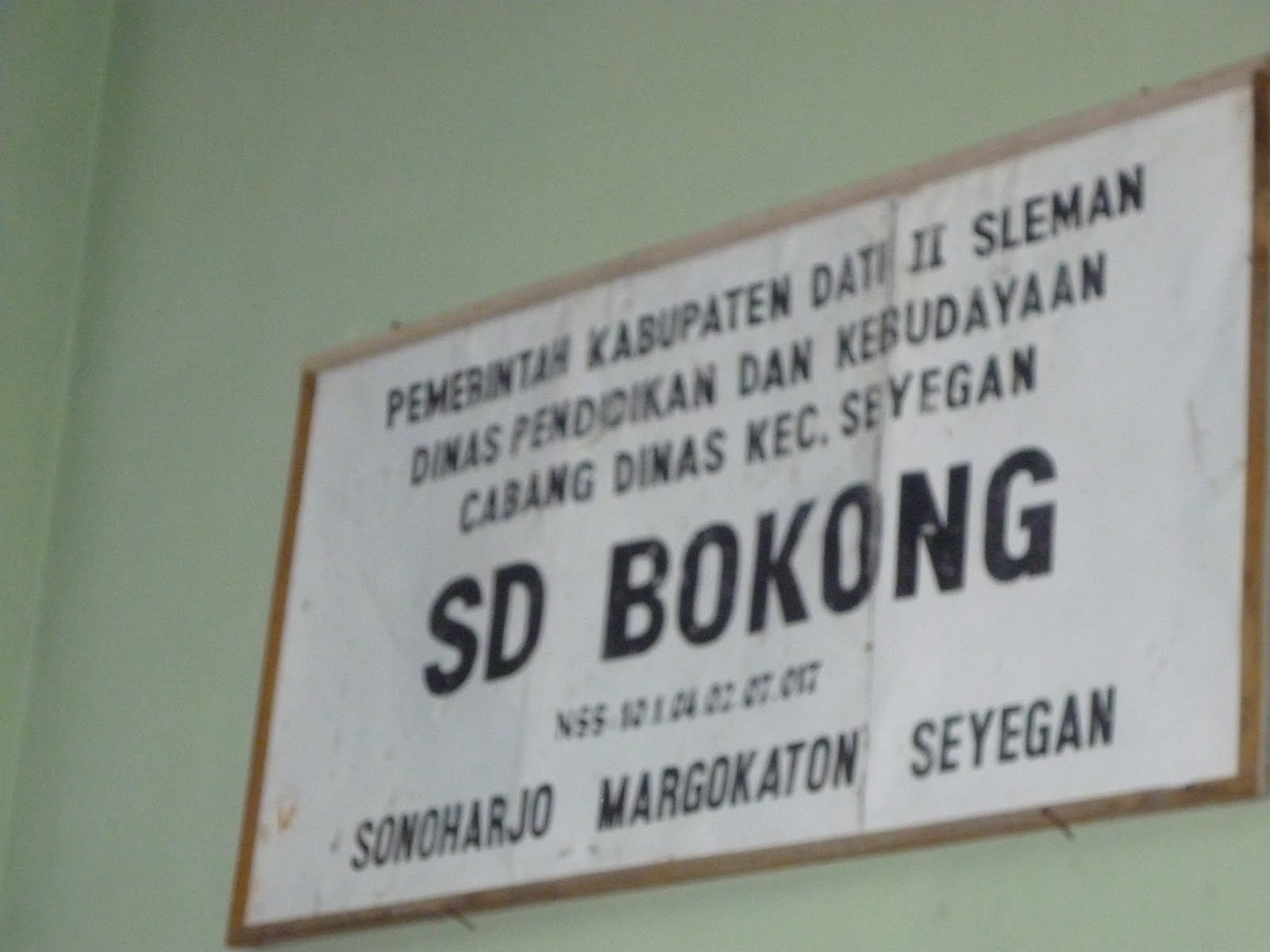 Kumpulan Foto Bokong Montok Alias Pantat Sexi:Tangan Tante