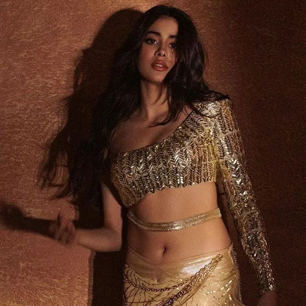 Janhvi Kapoor Image 12