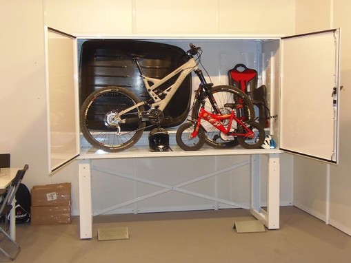 yo y mis circunstancias: Accidentes tràfico/armario antirobo bicis en