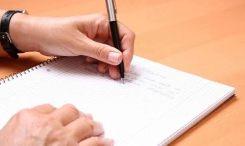 أبرز المخاطر الصحية للشخص الأعسر