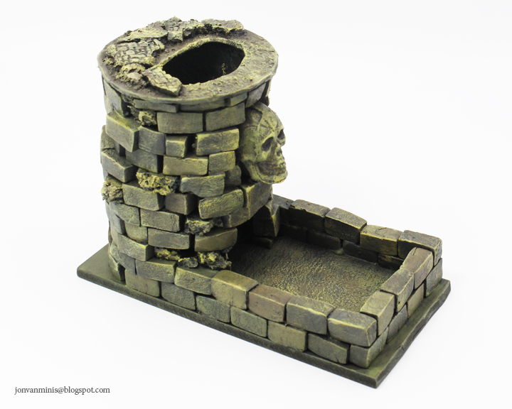 JonVanMinis Dice Tower Made With Pringle's Can