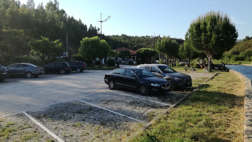 Parque de Estacionamento do Bostelim