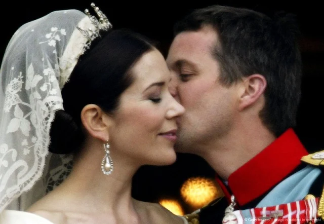 Crown Prince Frederik and Crown Princess Mary‘s 12th wedding anniversary.