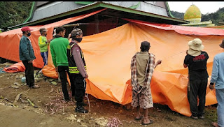 Sambang Desa, Bhabinkamtibmas Sampaikan Pesan Kamtibmas Dan Prokes