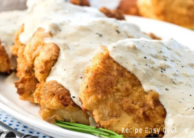 Chicken Fried Chicken With Peppered Milk Gravy