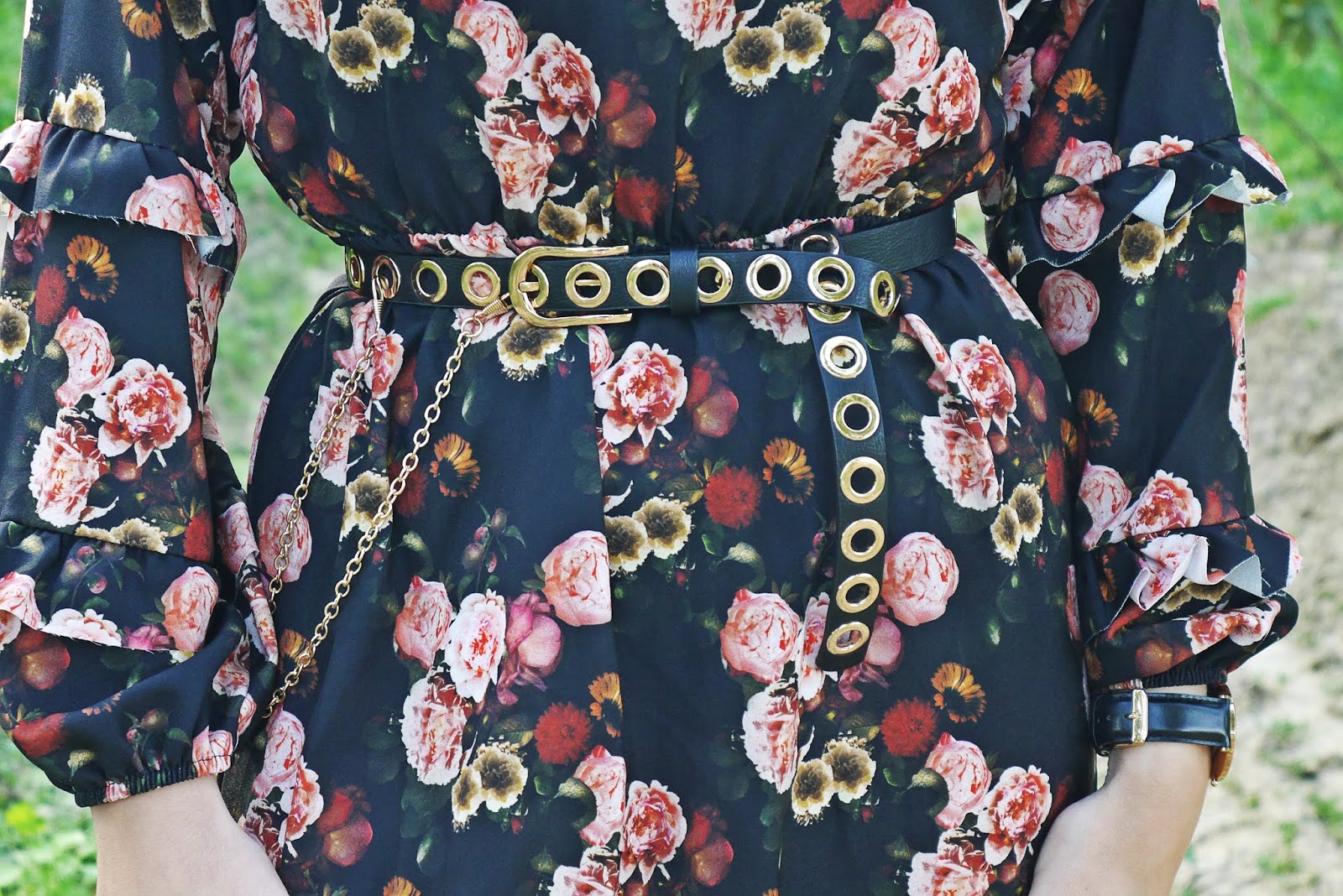 pasek z dziurkami bonprix sukienka w kwiaty karyn blog modowy blogerka modowa