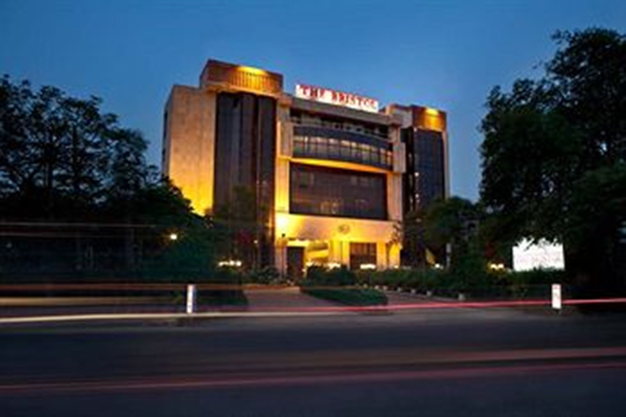 Top Luxury 5 Star Hotels in Gurgaon