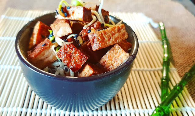 TOFU fumé au thé noir et caramélisé  TOFU fumé au thé noir et caramélisé