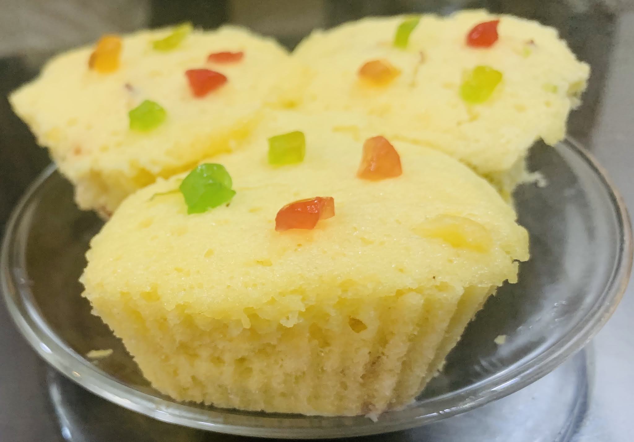 Eggless Vanilla Muffins