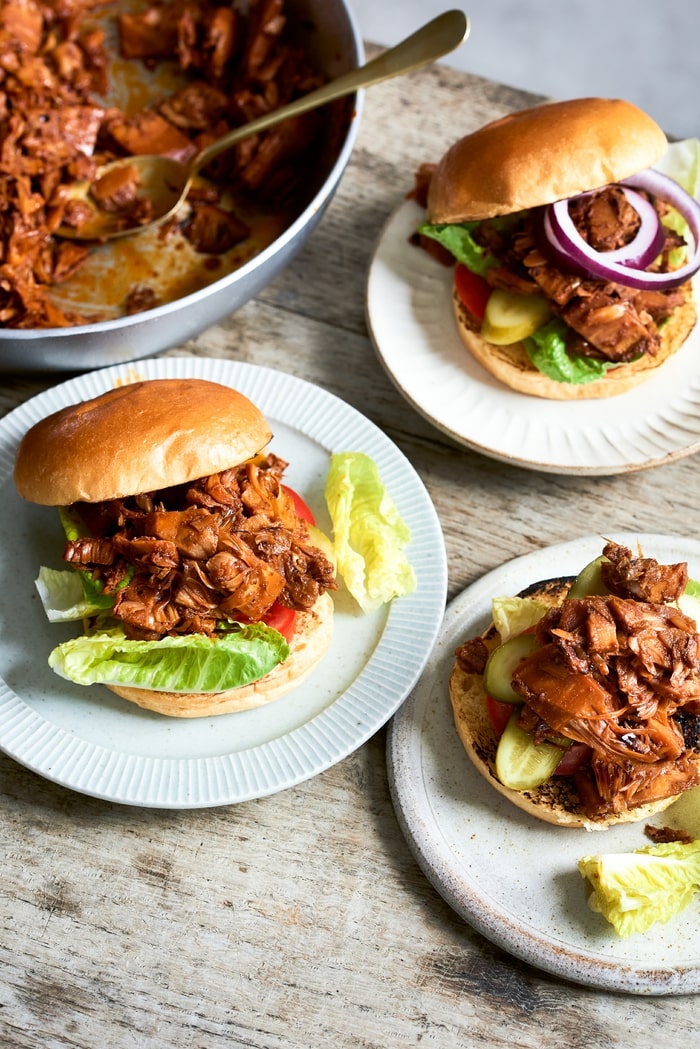 Easy Vegan Jackfruit Burgers (made with canned jackfruit) Tinned Tomatoes