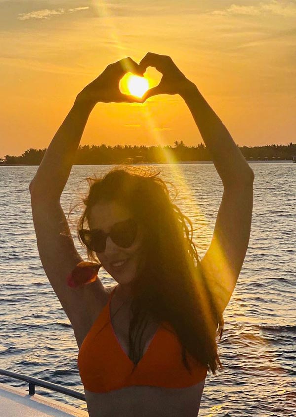 Sara Ali Khan bikini bollywood actress Sara Ali Khan bikini bollywood actress