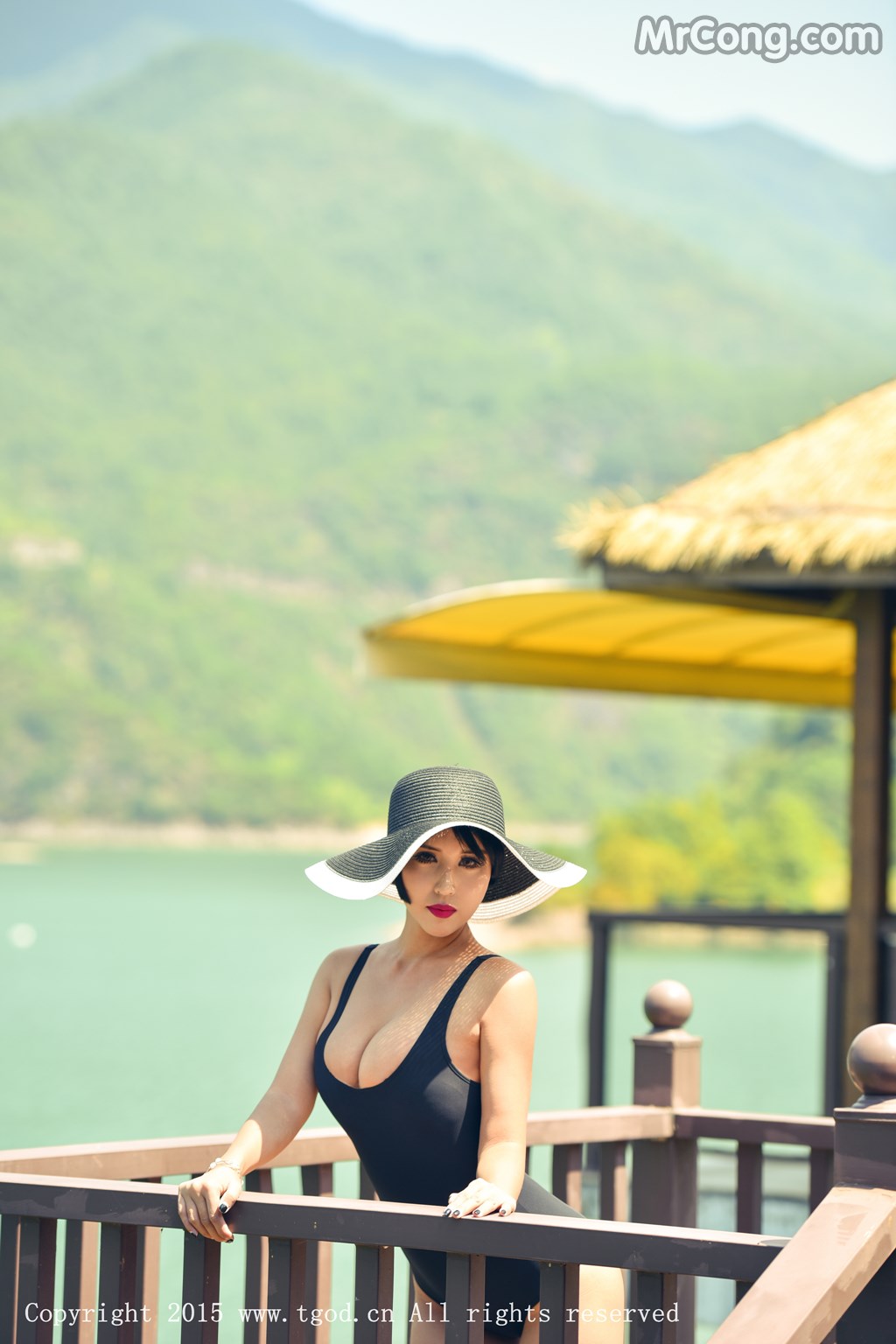 TGOD 2015-10-09: Model Na Yi Ling Er (娜 依 灵儿) (44 photos) photo 1-1