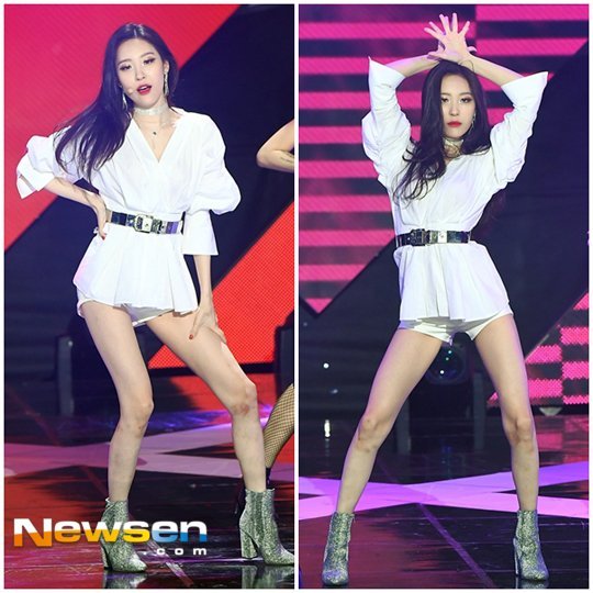 Netizen Buzz Sunmi Shows Off Her 110 Cm Long Legs On Stage