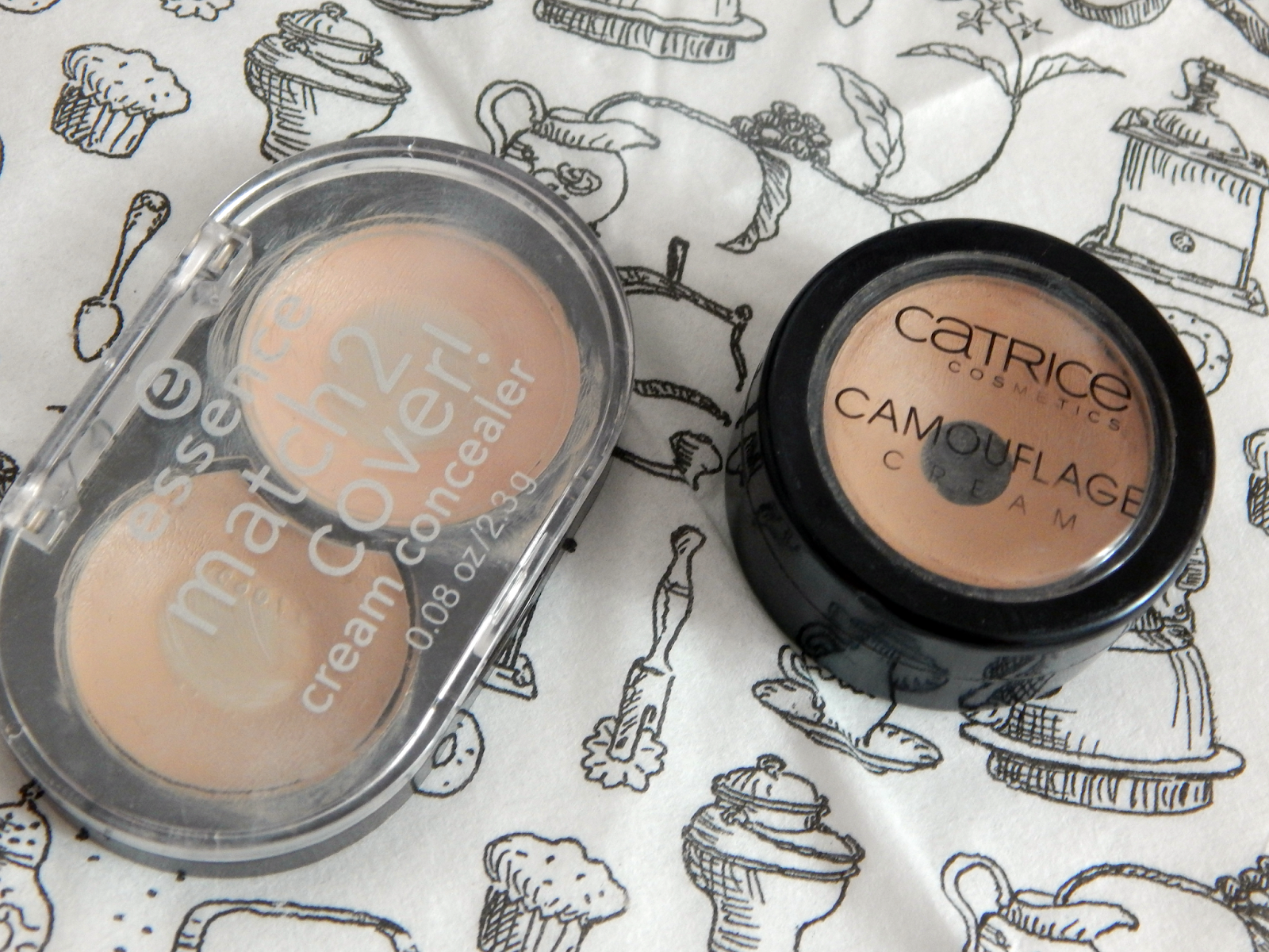 TanjaWhatsername Two Drugstore Concealers Essence Match