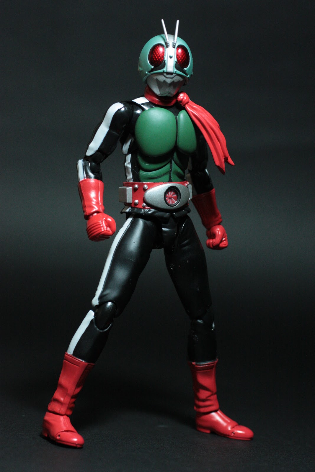 Firestarter's Blog: Toy Review: SH Figuarts Kamen Rider 2 (Shin Nigo)