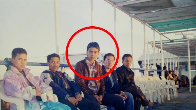 Ustadz Abdul Somad Sebelum Menjadi Penceramah Kondang, Pernah Bekerja Jadi Tukang Bagi-bagi Nasi Ustadz Abdul Somad Sebelum Menjadi Penceramah Kondang, Pernah Bekerja Jadi Tukang Bagi-bagi Nasi